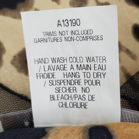 Papillon Blanc Mob Wife Multi-Color Animal Print V-Neck Sleeveless Top Size S - Picture 11 of 12